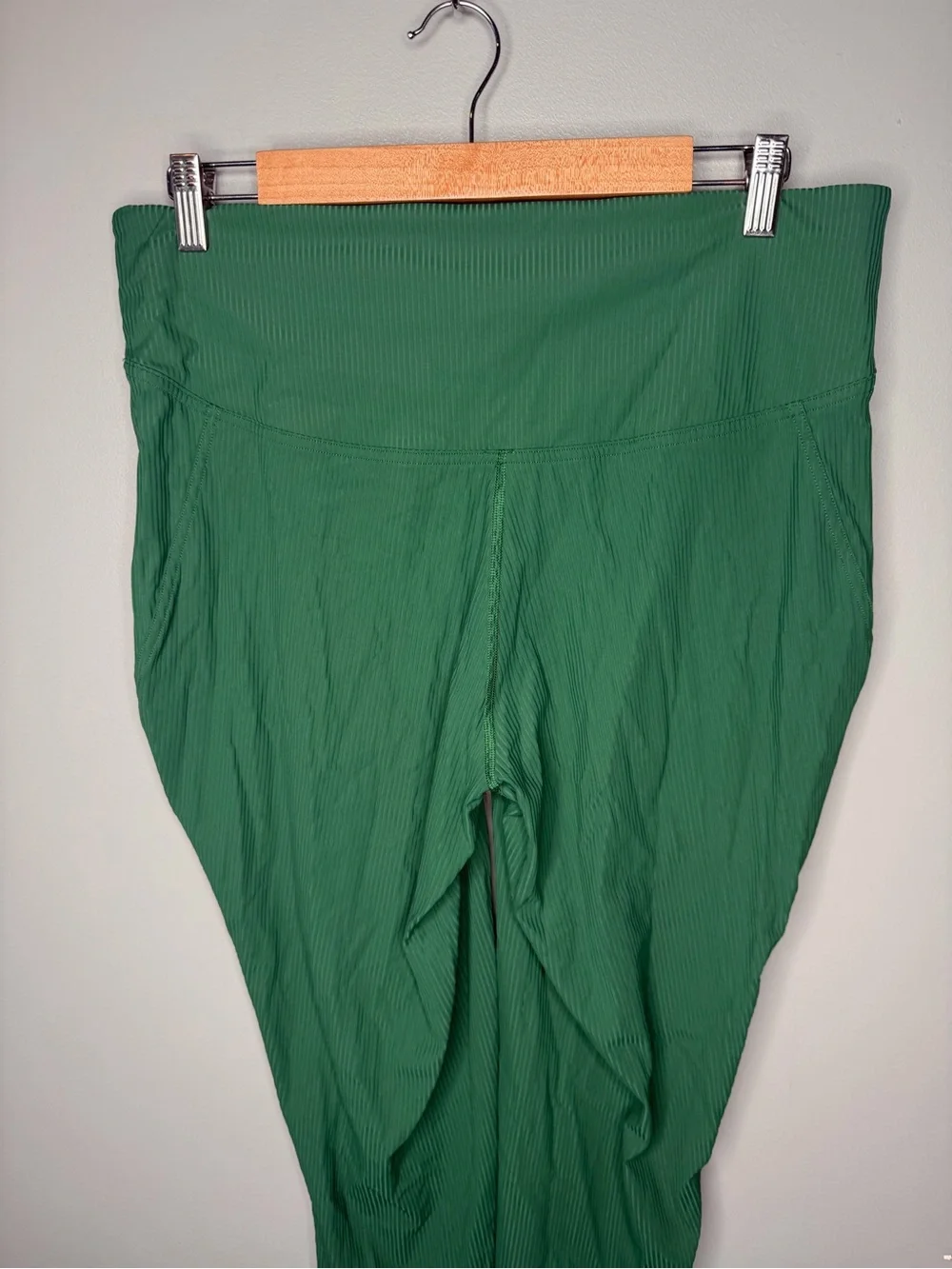 Lululemon Base Pace High-Rise Ribbed Tight 25